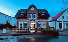 Leben & Wohnen In Einer Historischen Villa